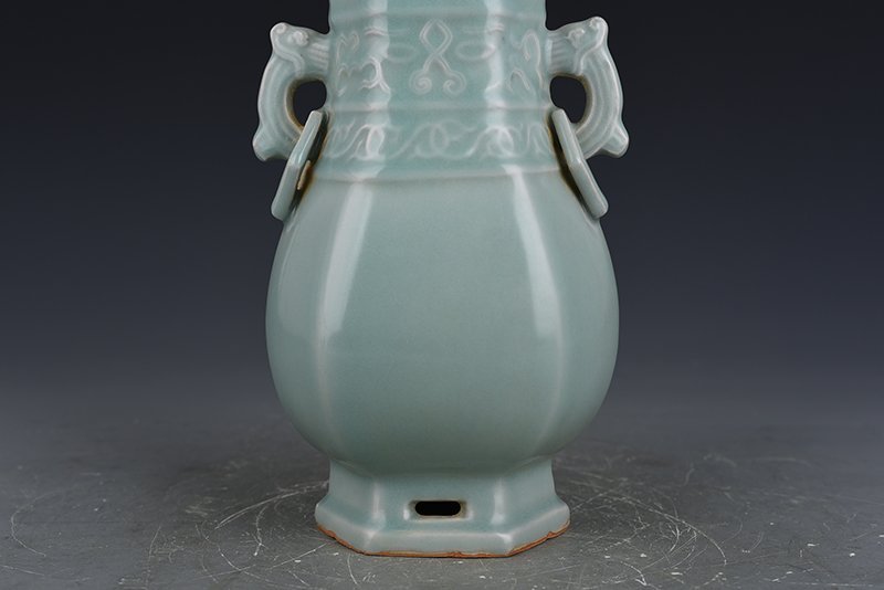 Song Dynasty Longquan kiln pink celadon glaze with six-sided amphorae Antique antique porcelain old goods collection