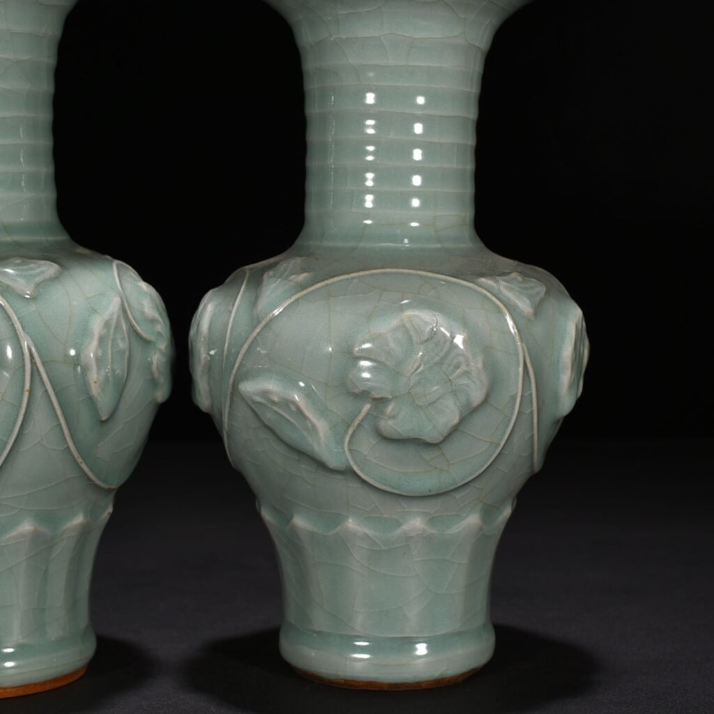 Song Dynasty Longquan kiln pink celadon glaze and plastic wrapped peony pattern vase