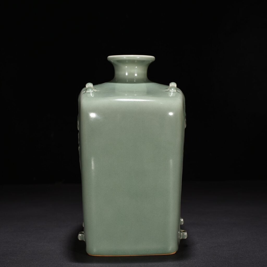 Song Dynasty Longquan kiln pink celadon glaze carved dragon pattern threaded flat bottle