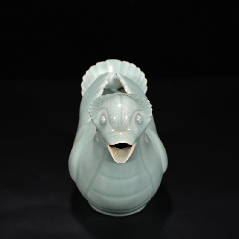 Song Dynasty Longquan kiln pink celadon glaze mandarin duck water drop inkstone