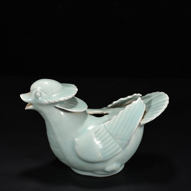 Song Dynasty Longquan kiln pink celadon glaze mandarin duck water drop inkstone