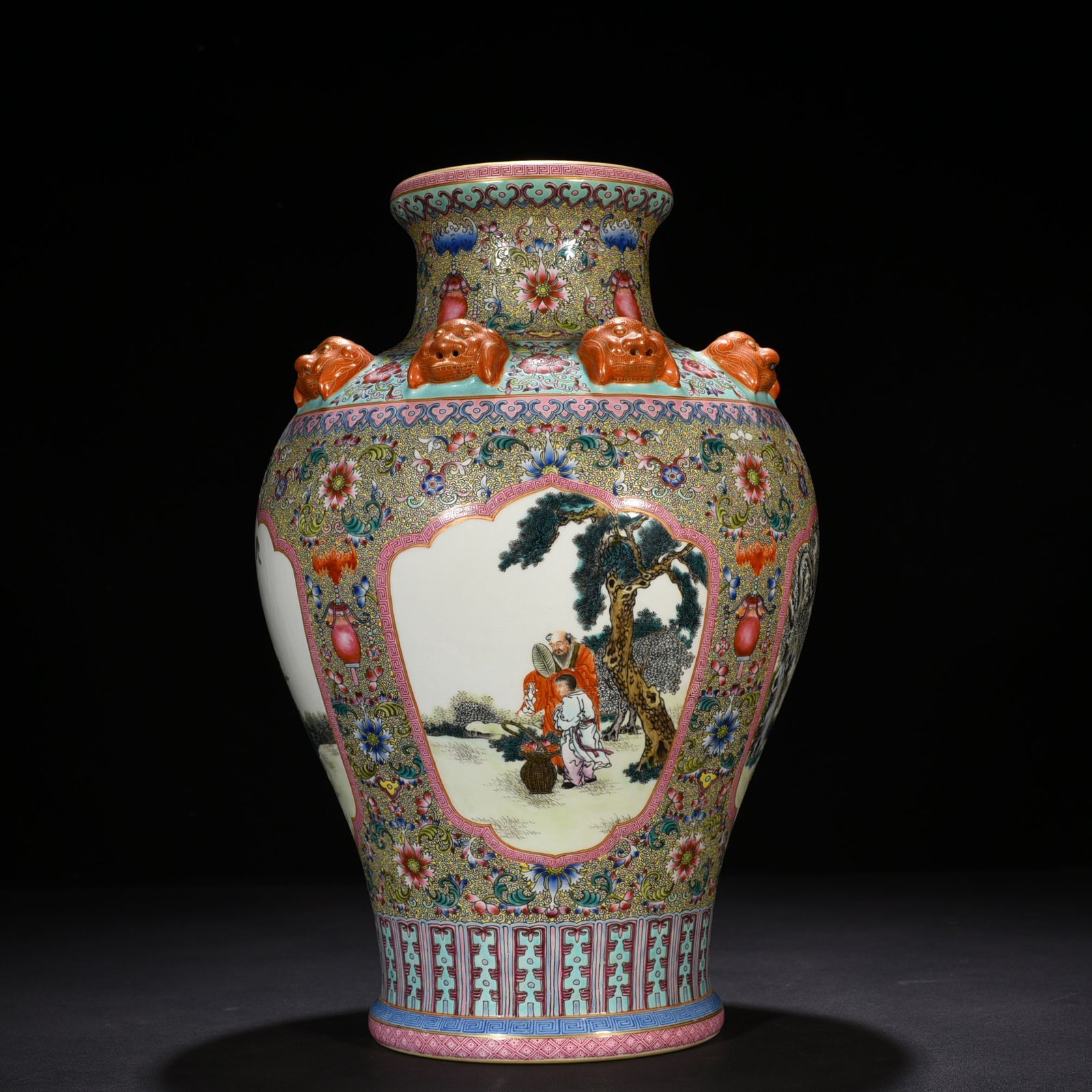 Qing Dynasty Qianlong Gu Yuexuan pastel consecrated Eight Immortals vase