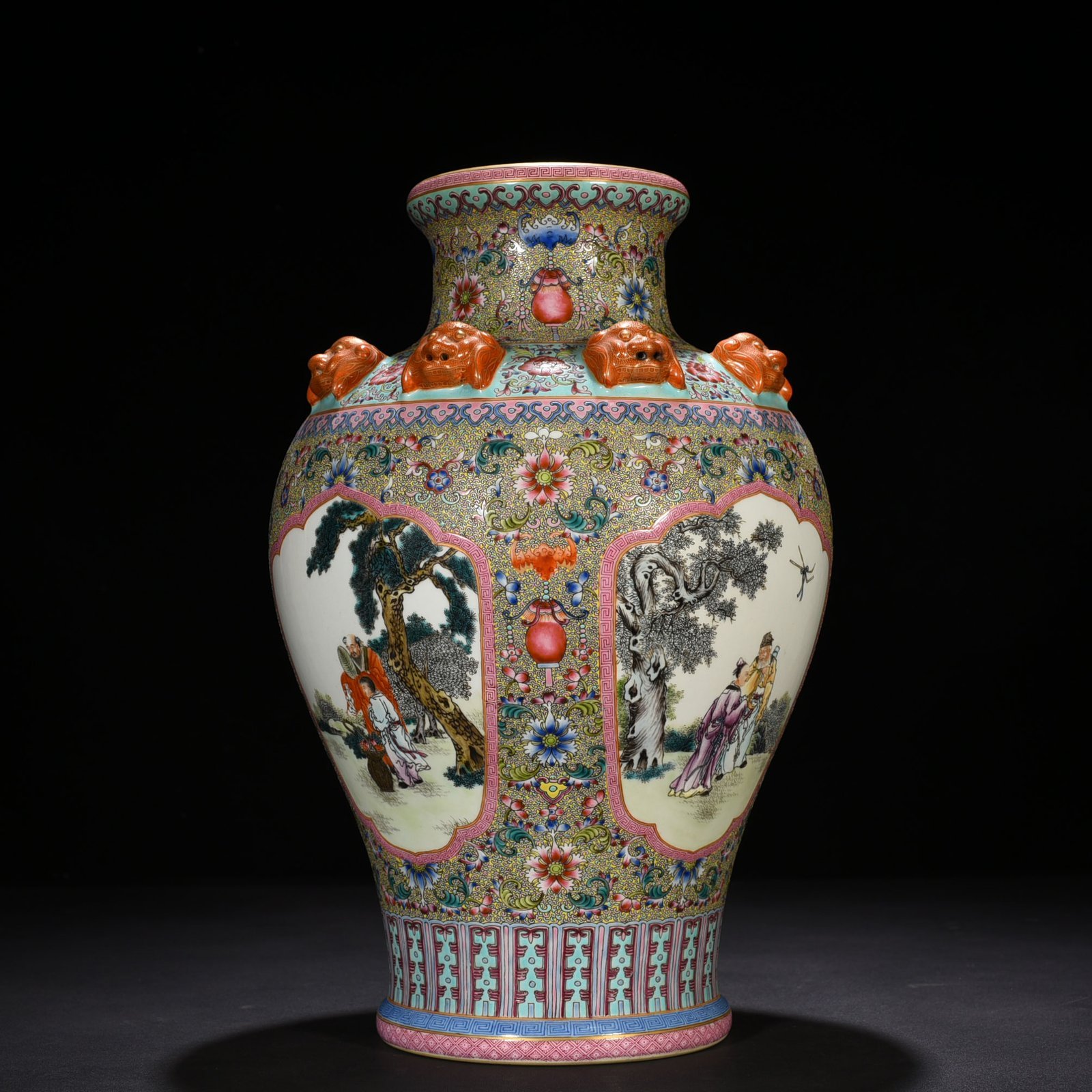 Qing Dynasty Qianlong Gu Yuexuan pastel consecrated Eight Immortals vase