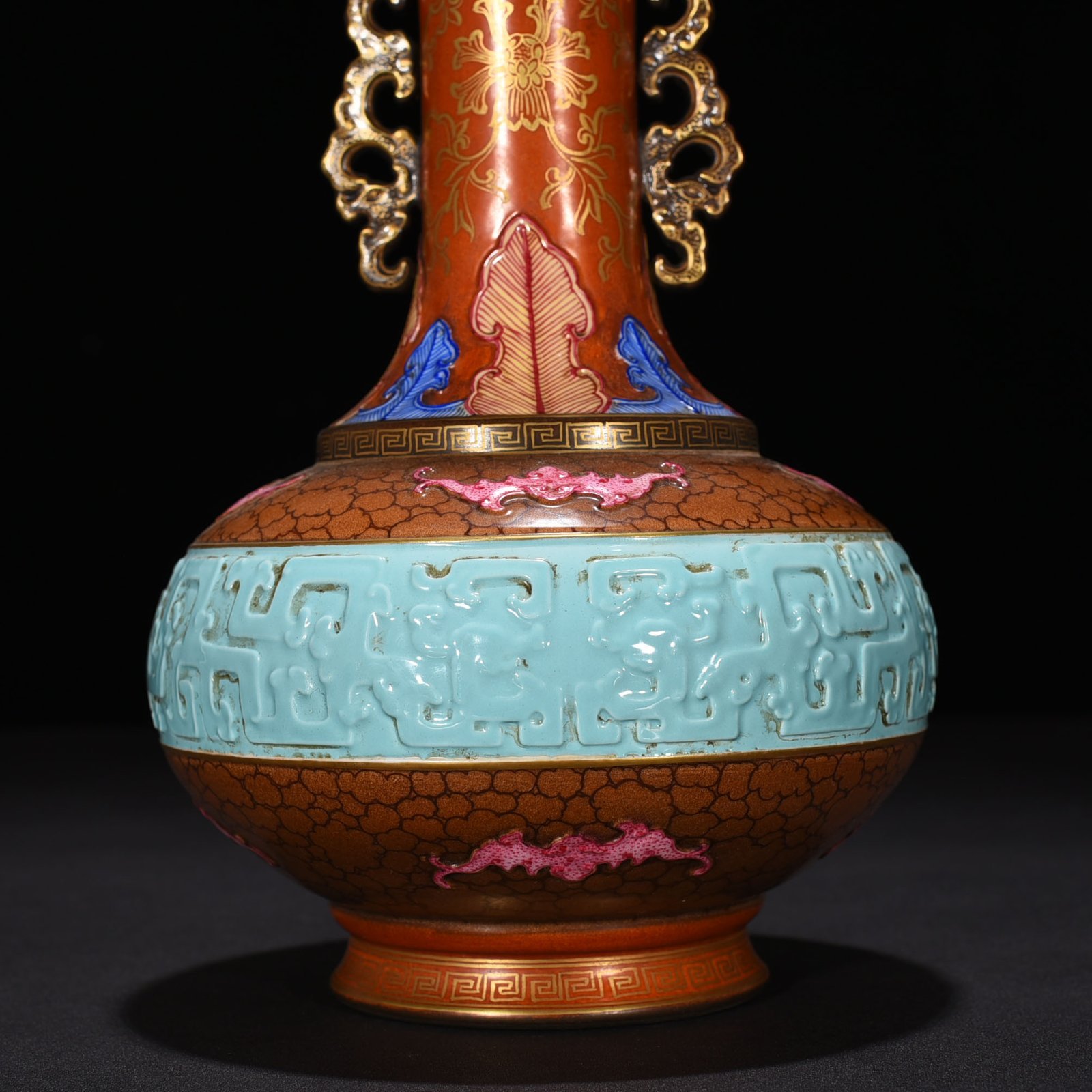 Qing Dynasty Qianlong Bronze Painted Gold Carved Chilong Pattern Amphora