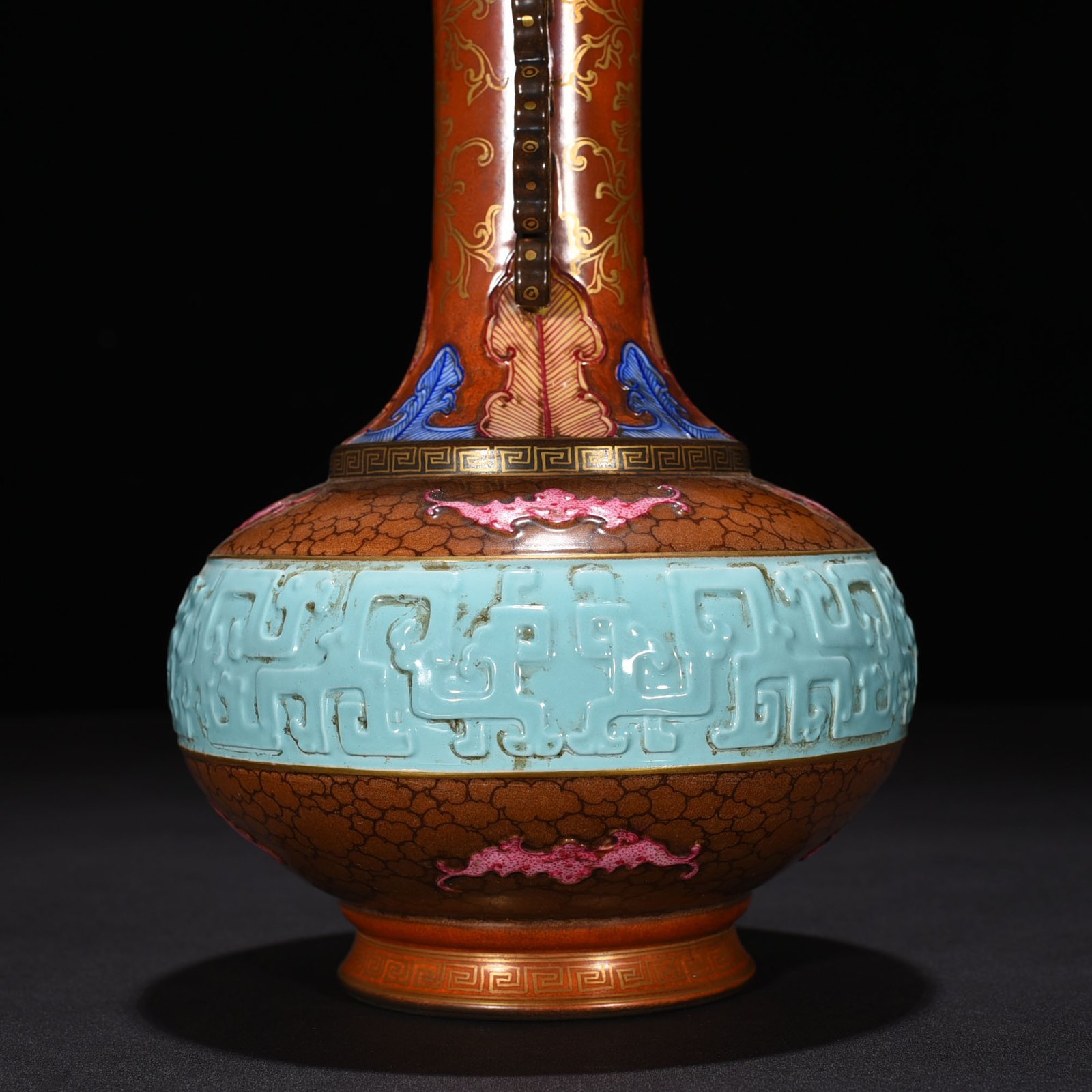 Qing Dynasty Qianlong Bronze Painted Gold Carved Chilong Pattern Amphora
