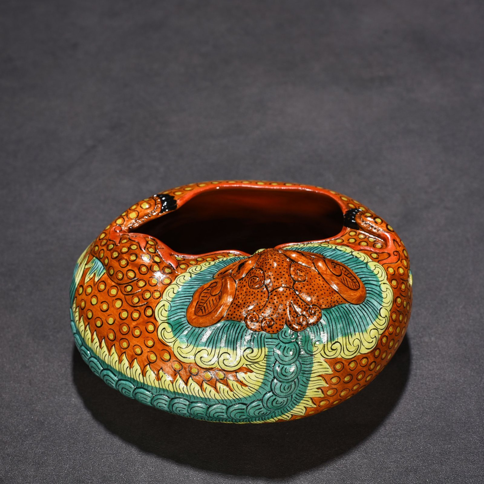 Qing Dynasty Qianlong  Bronze Glazed Lion Brush Wash