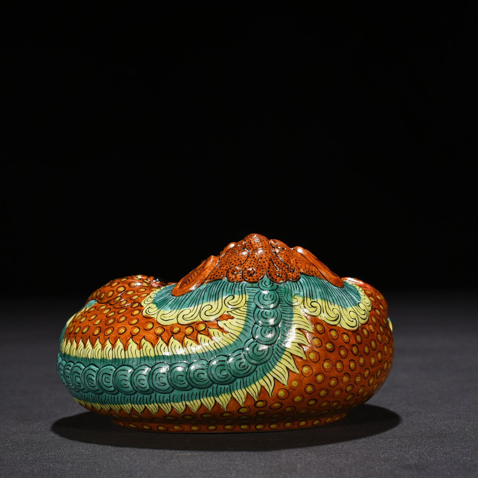 Qing Dynasty Qianlong  Bronze Glazed Lion Brush Wash
