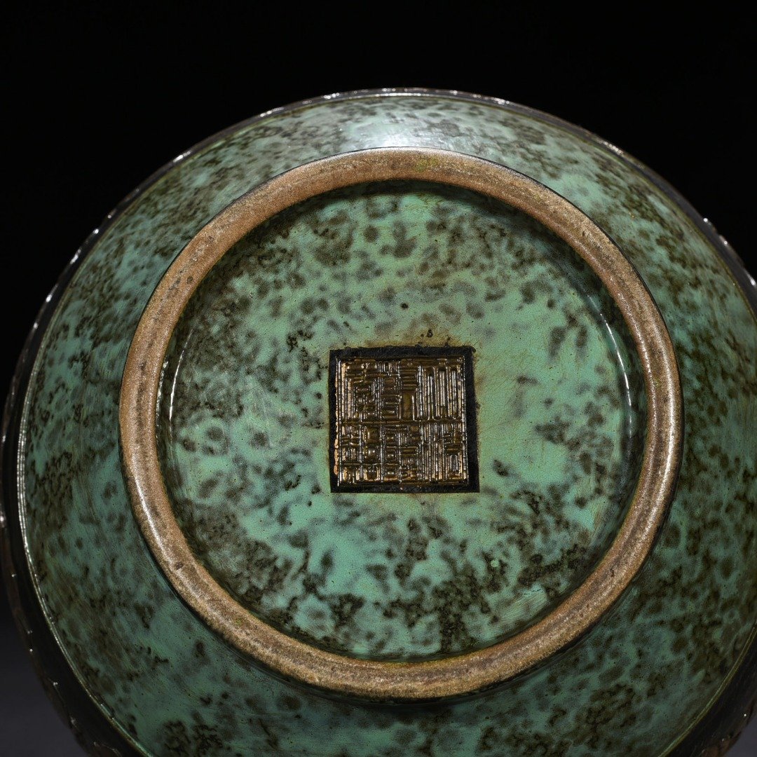 Qing Dynasty Qianlong bronze glaze carved vase with lotus pattern