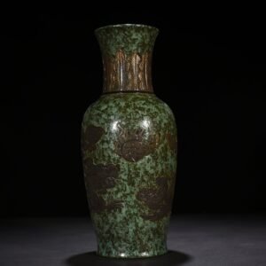 Qing Dynasty Qianlong bronze glaze carved dragon and phoenix pattern vase