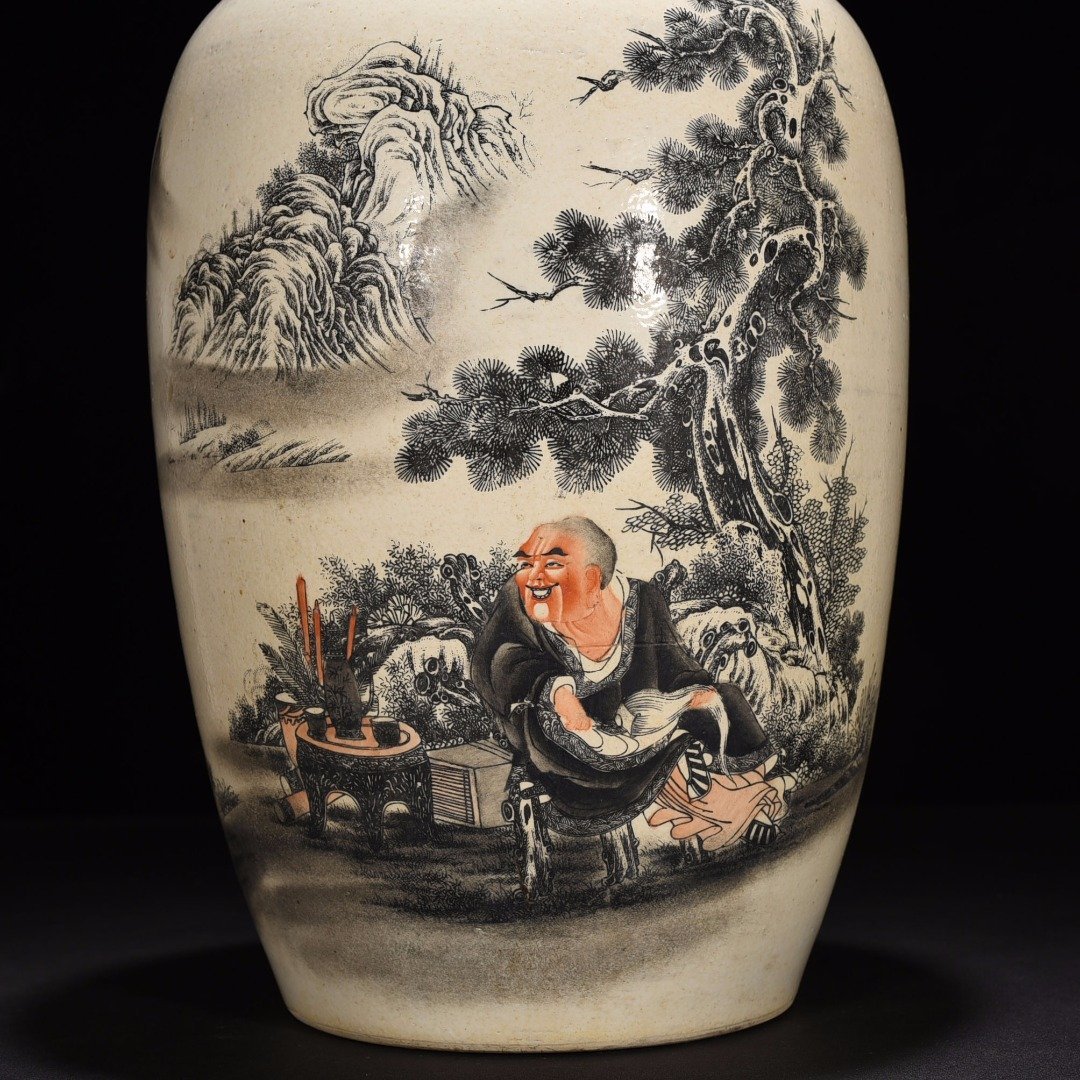 Qing Dynasty Qianlong ink color Arhat figure jar