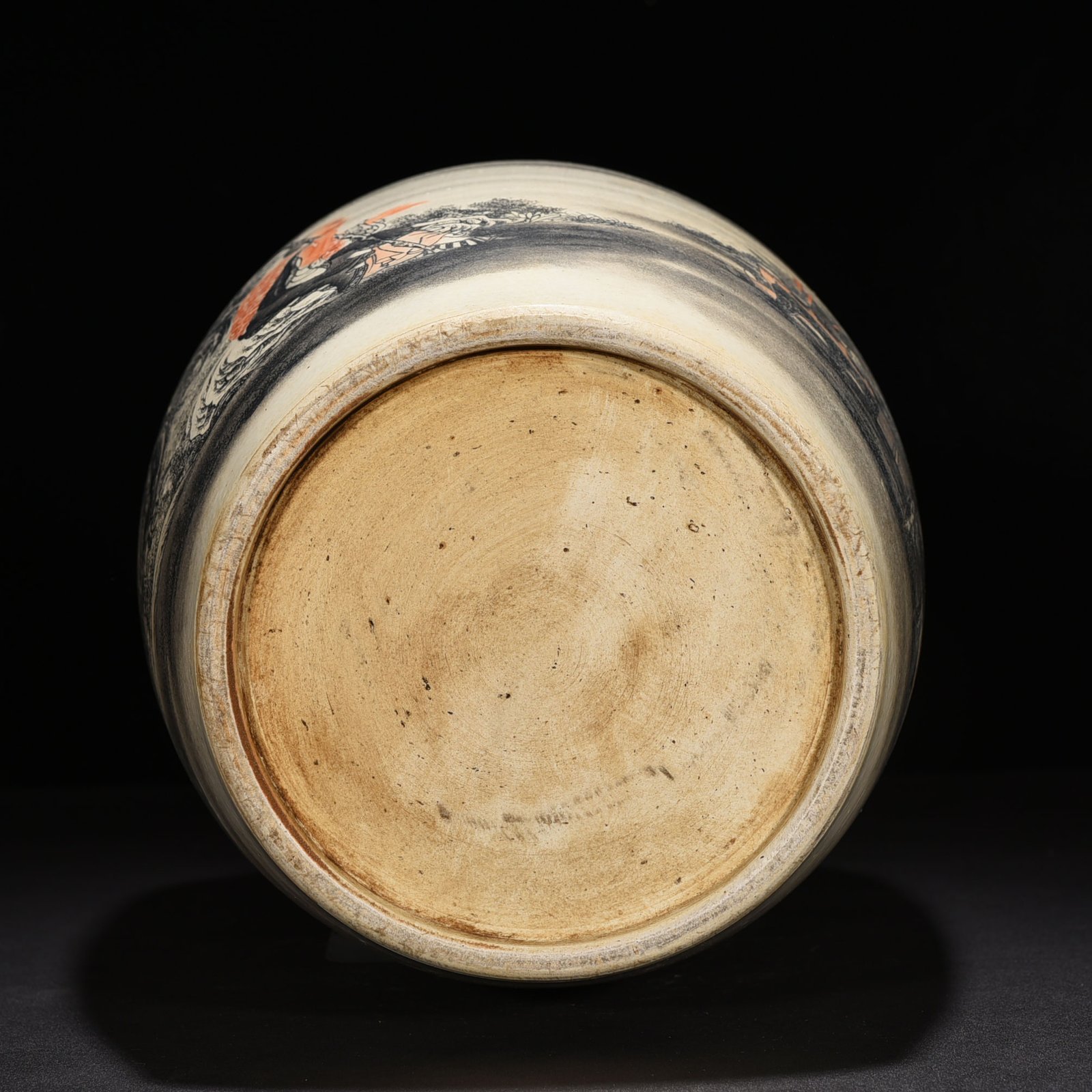 Qing Dynasty Qianlong ink color Arhat figure jar