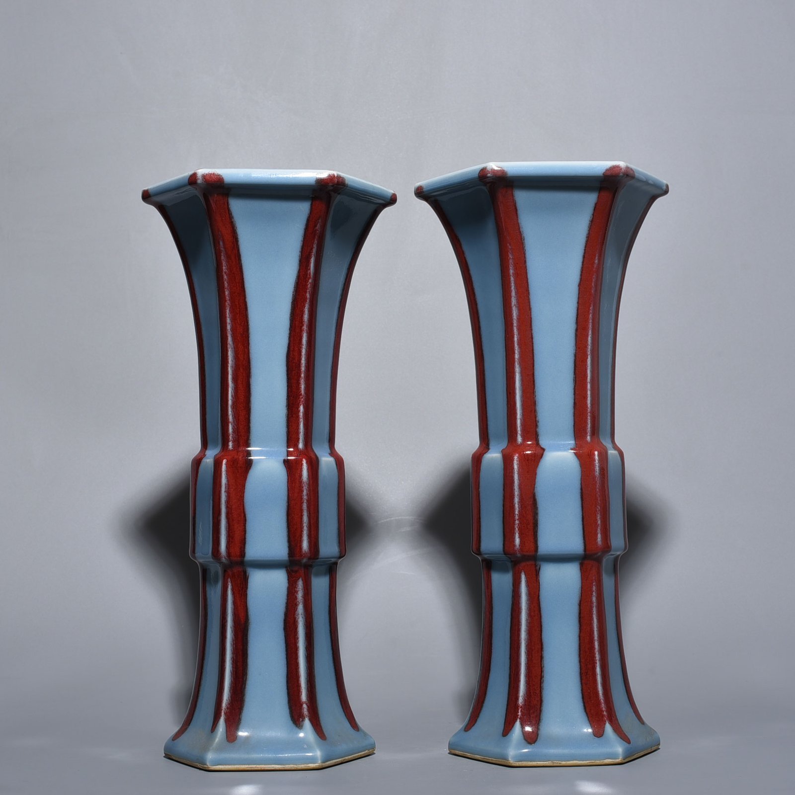 Qing Dynasty Qianlong sky blue glaze kiln hexagonal flower goblet