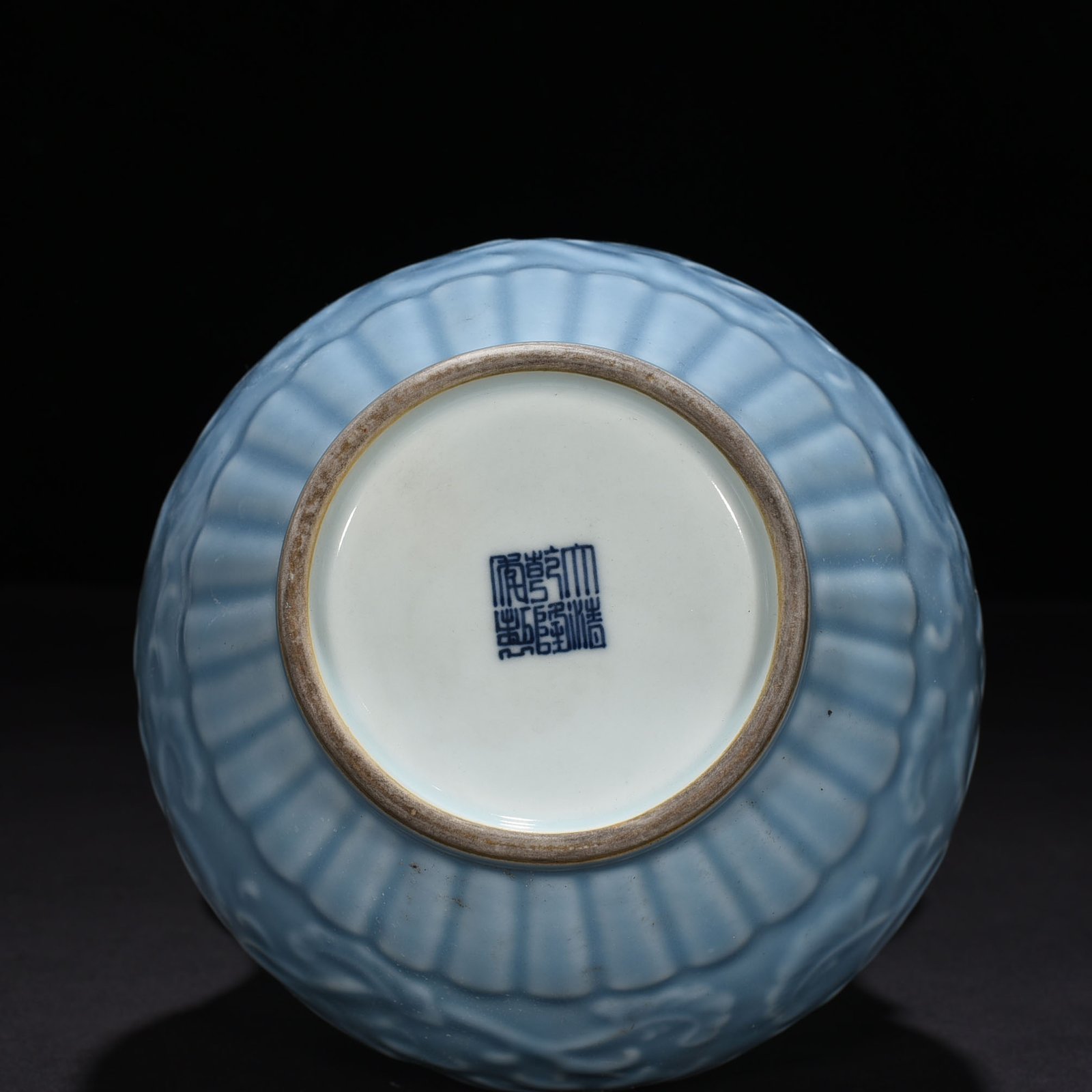 Qing Dynasty Qianlong sky blue glaze carved gourd vase with branches and floral patterns