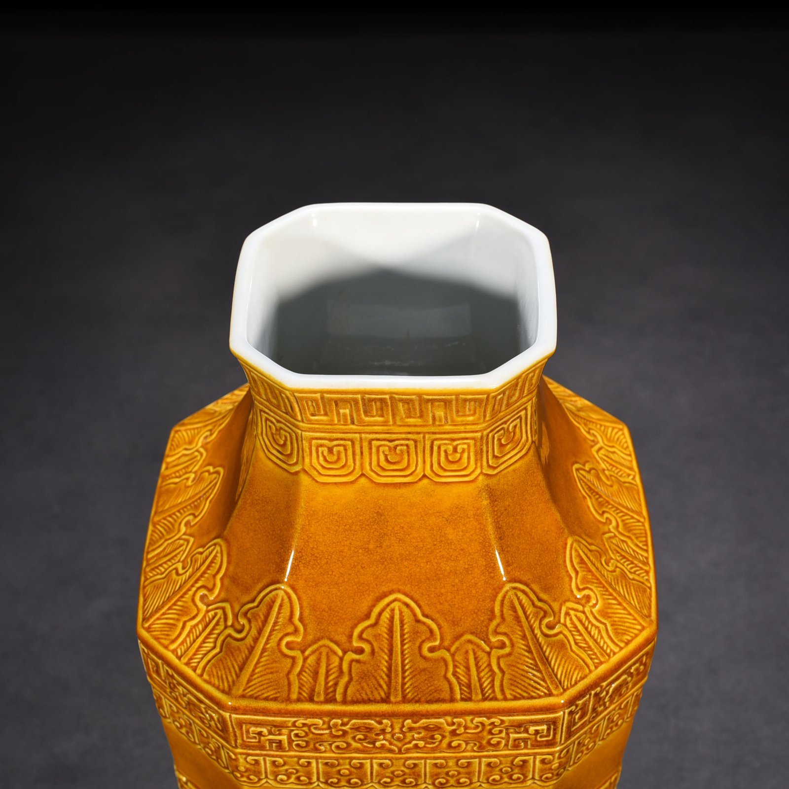 Qing Dynasty Qianlong delicate yellow glaze square vase with chilong pattern
