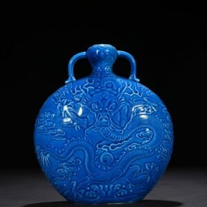 Qing Dynasty Qianlong peacock blue glaze engraved dragon pattern amphora