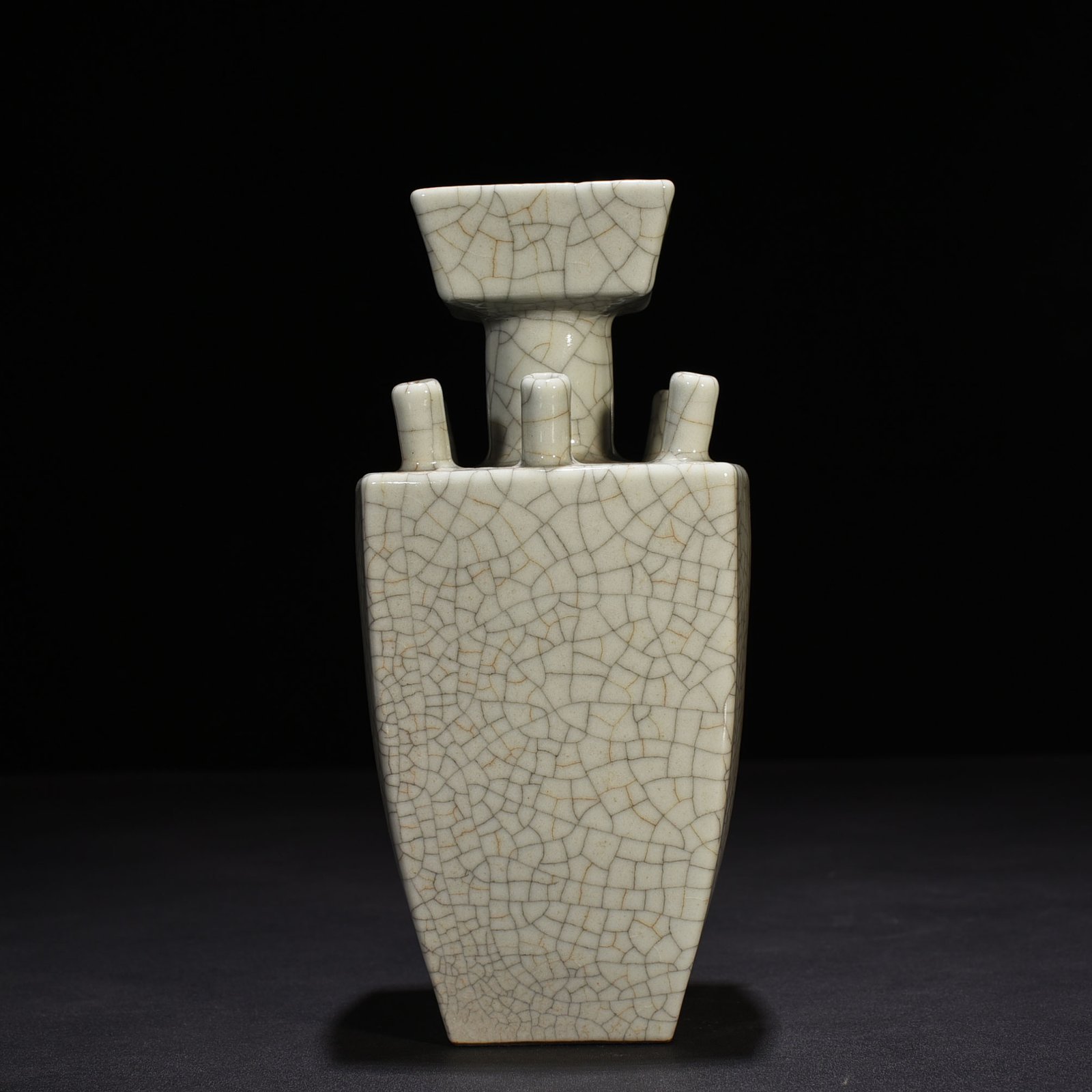 Qing Dynasty Qianlong official kiln six-tube square vase