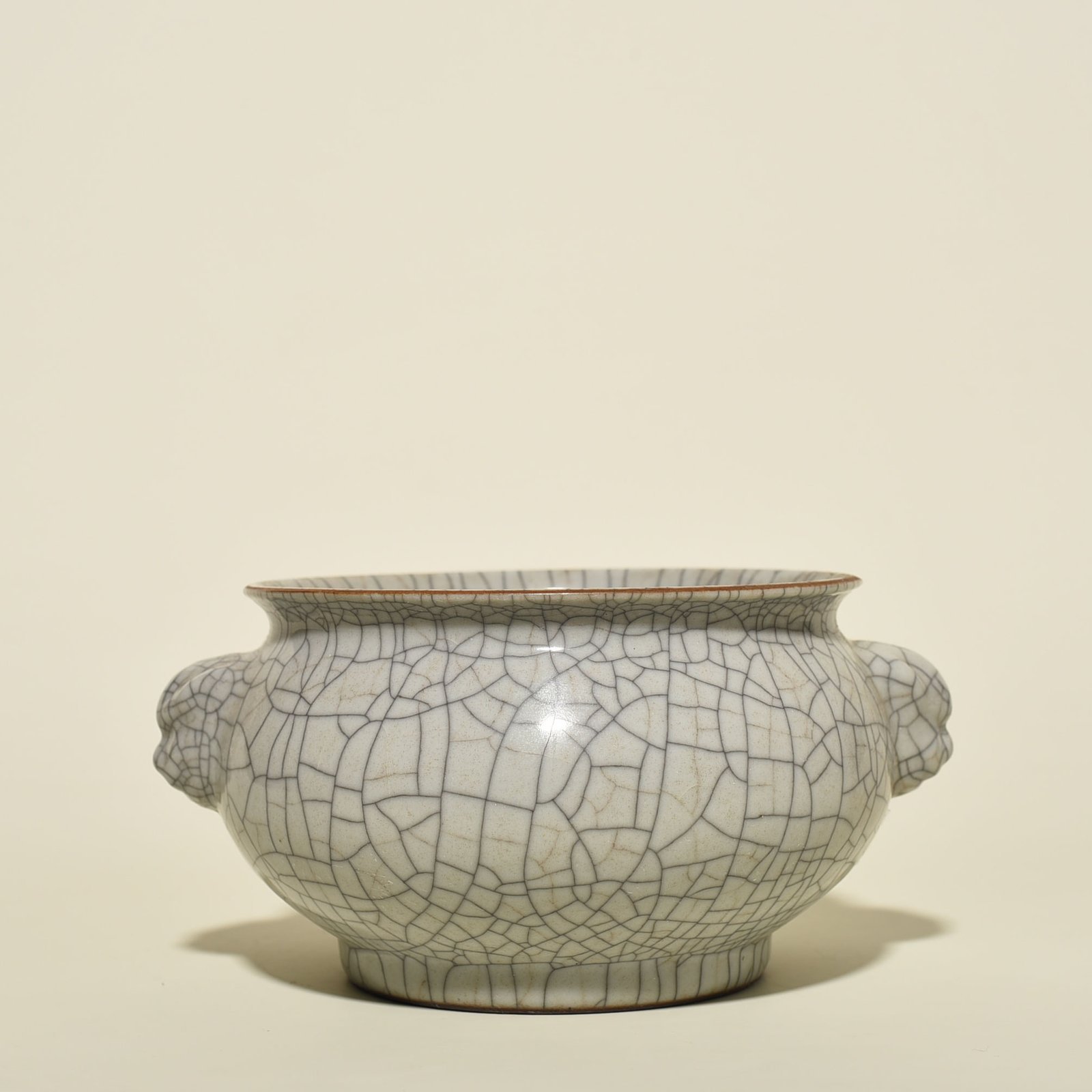 Qing Dynasty Qianlong official kiln animal ear wash