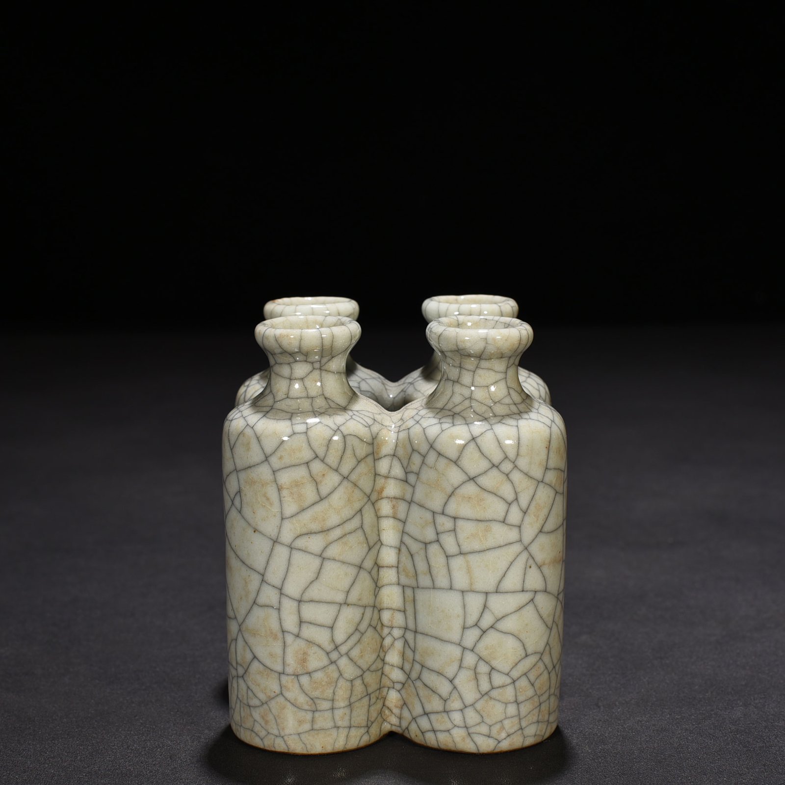 Qing Dynasty Qianlong official kiln four-piece bottle