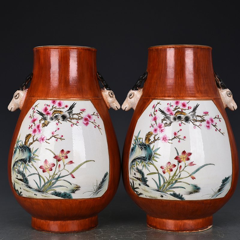 Qing Dynasty Qianlong consecrated pastel flower bird and deer head statue