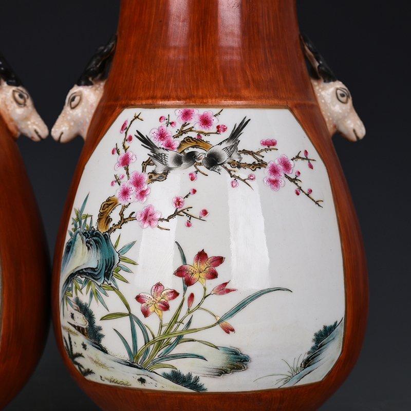 Qing Dynasty Qianlong consecrated pastel flower bird and deer head statue