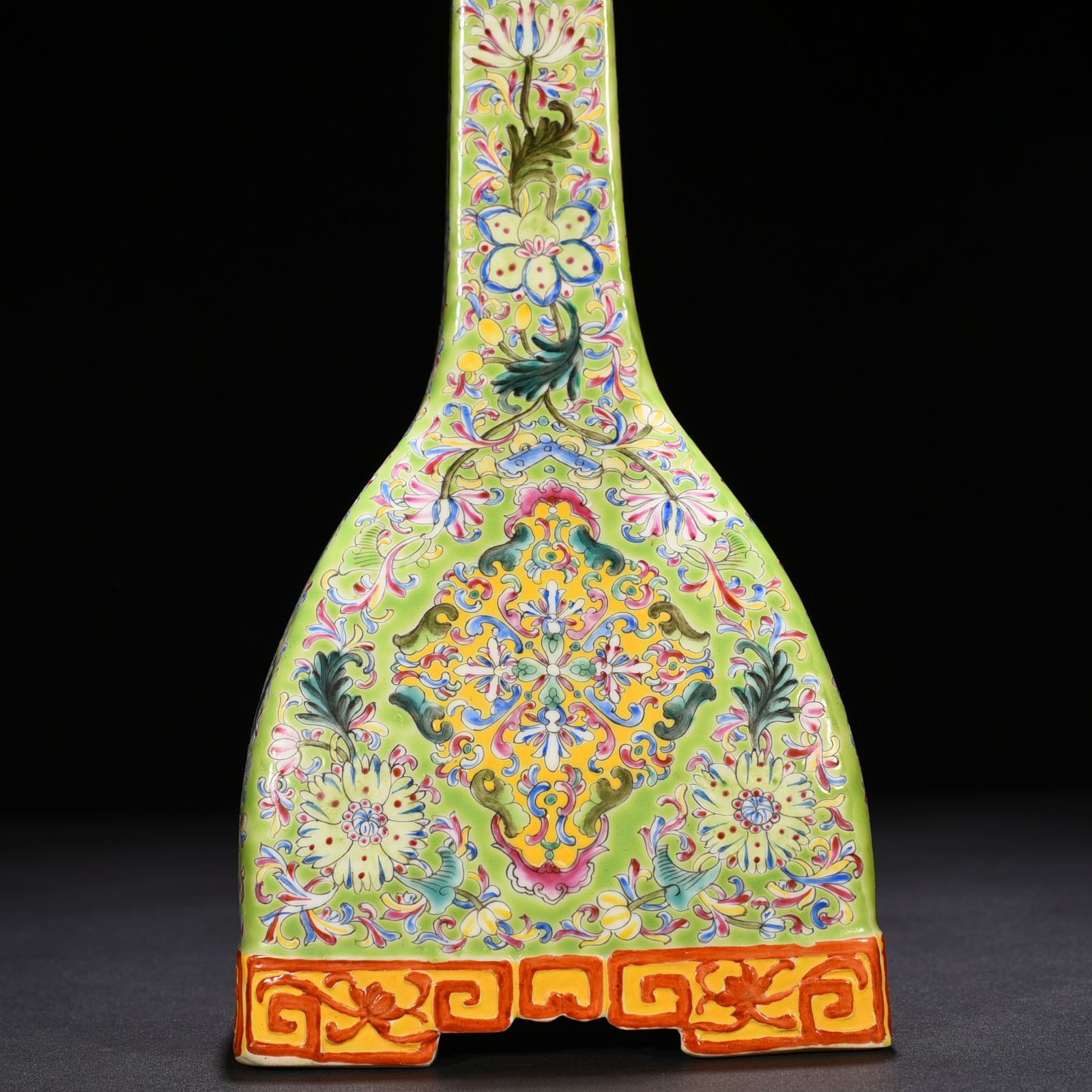 Qing Dynasty Qianlong Imperial Green Land Enamel Flower Pattern Square