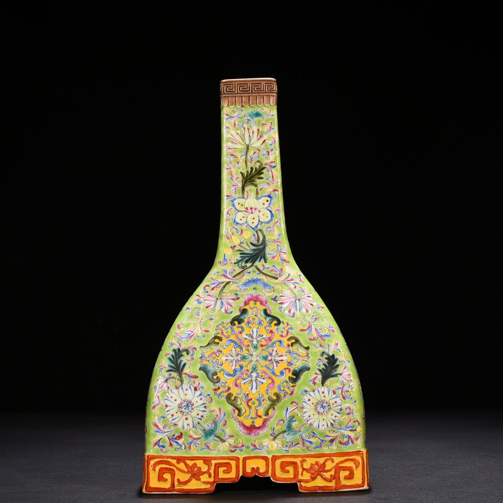 Qing Dynasty Qianlong Imperial Green Land Enamel Flower Pattern Square