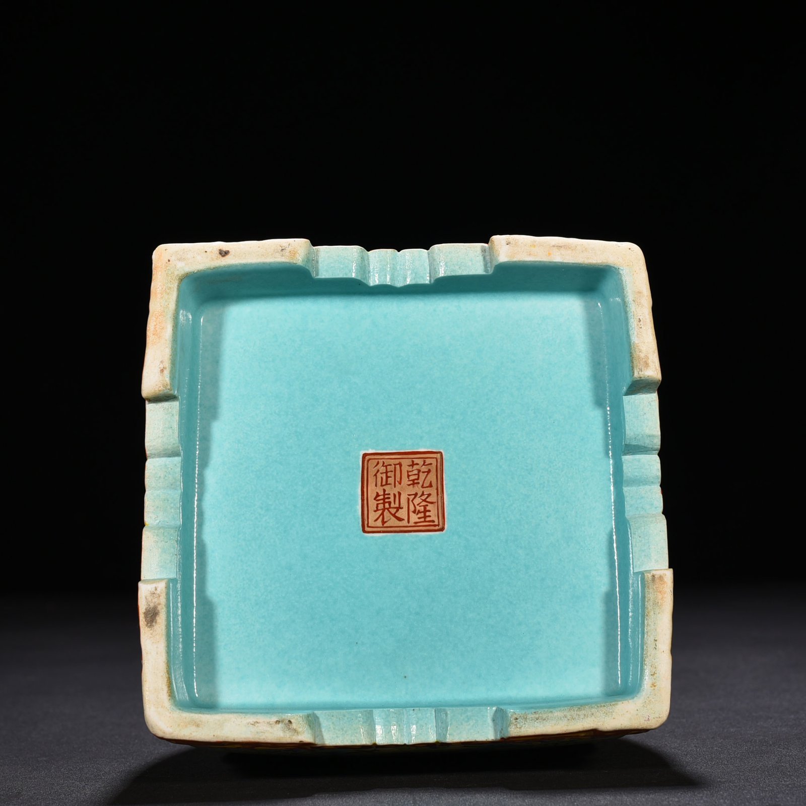 Qing Dynasty Qianlong Imperial Green Land Enamel Flower Pattern Square