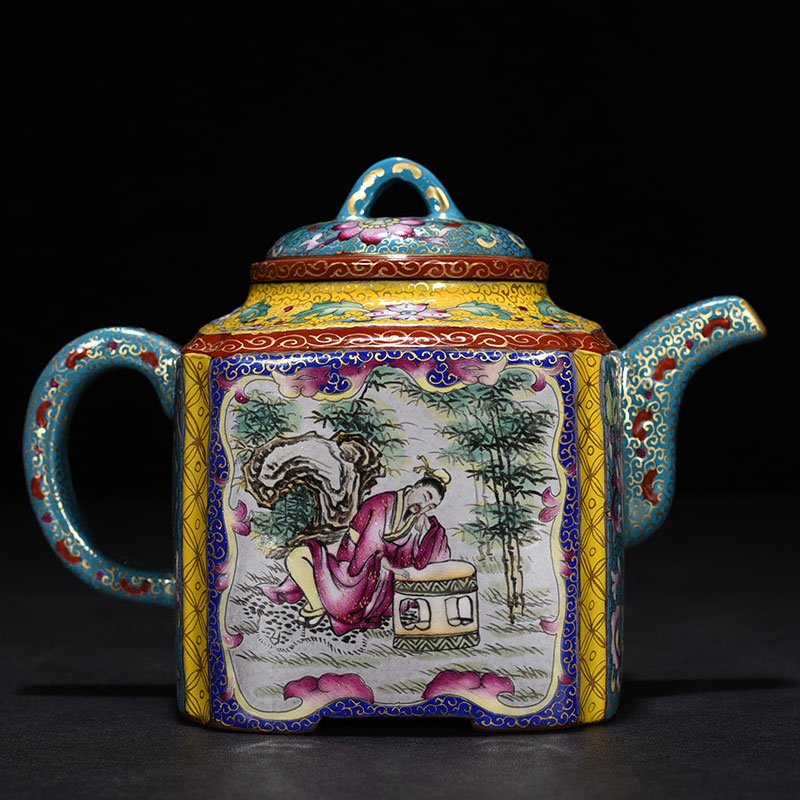 Qing Dynasty Qianlong Purple clay pastel teapot with human figures