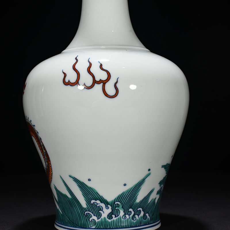 Qing Dynasty Qianlong Doucai Rattle with Sea Water Dragon Pattern