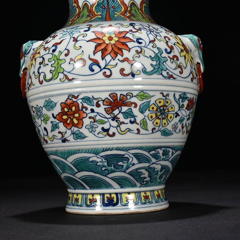 Qing Dynasty Qianlong period doucai porcelain colorful vase
