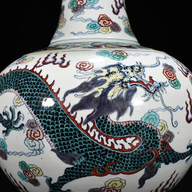 Qing Dynasty Qianlong doucai dragon and phoenix pattern vase