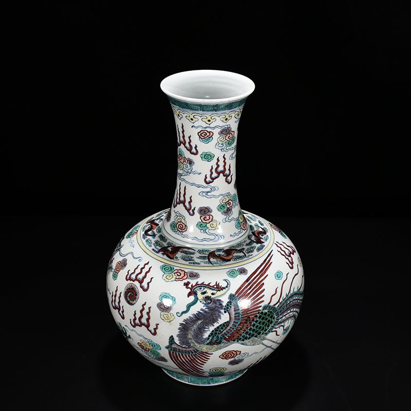 Qing Dynasty Qianlong doucai dragon and phoenix pattern vase