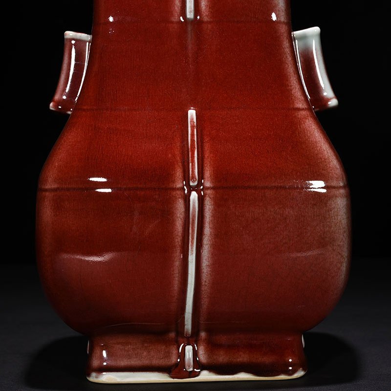 Qing Dynasty Qianlong ruby ​​red glaze through-ear vase