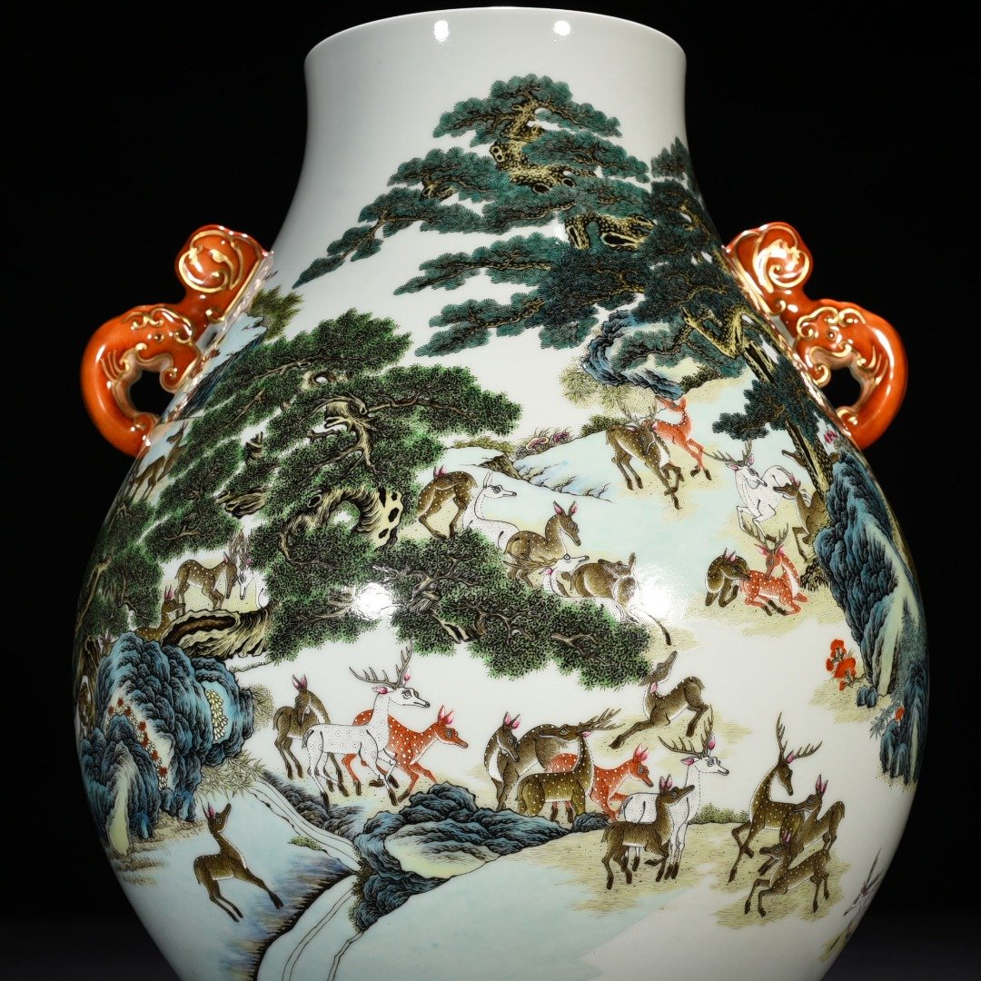 Qing Dyansty Qianlong Yangcai Double Chi Dragon Ear Hundred Deer Zun