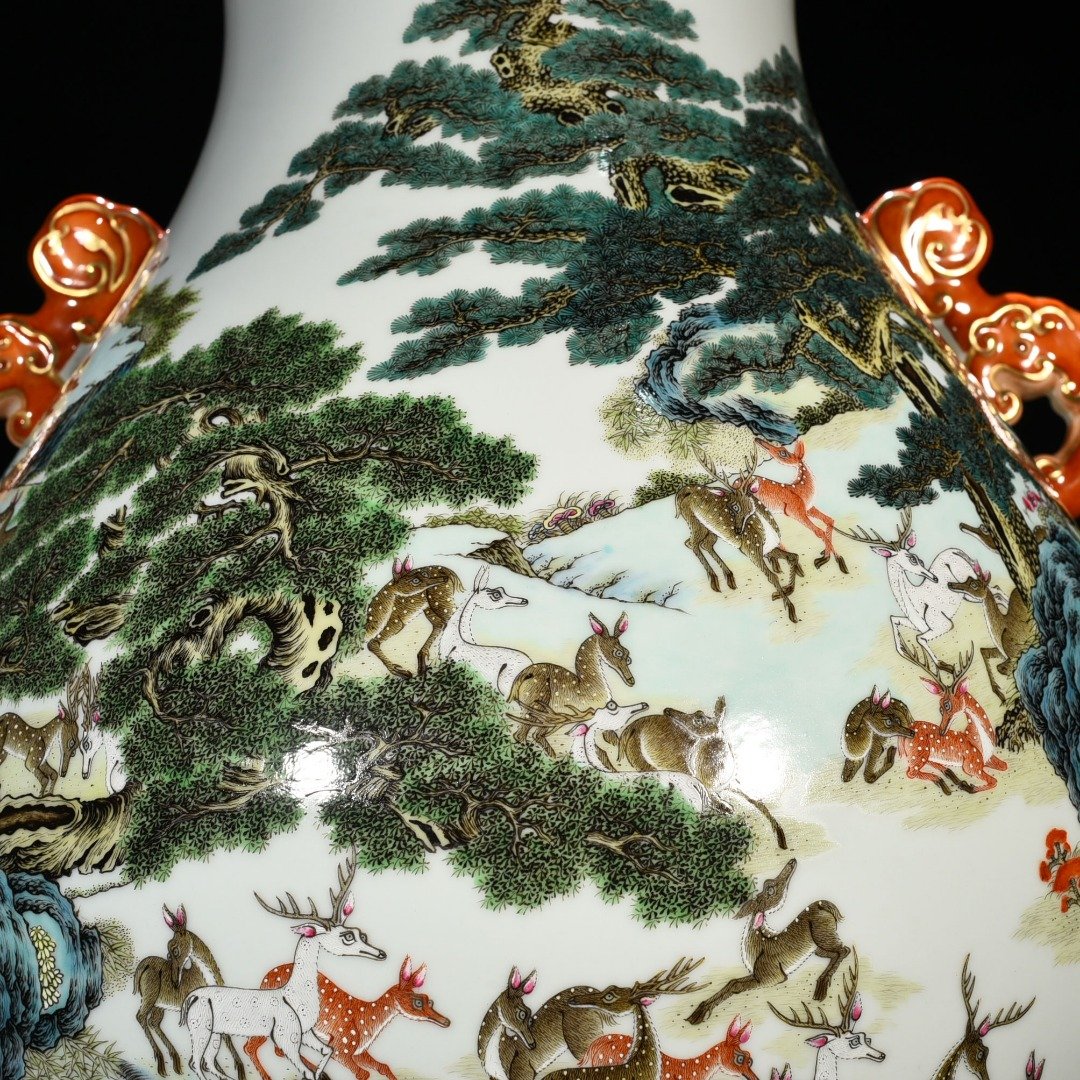 Qing Dyansty Qianlong Yangcai Double Chi Dragon Ear Hundred Deer Zun