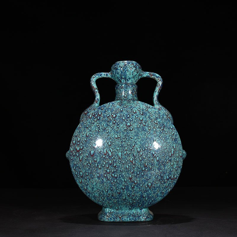 Qing Dynasty Qianlong furnace Jun-glazed moon vase