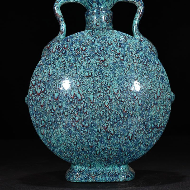 Qing Dynasty Qianlong furnace Jun-glazed moon vase