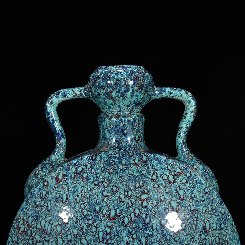 Qing Dynasty Qianlong furnace Jun-glazed moon vase