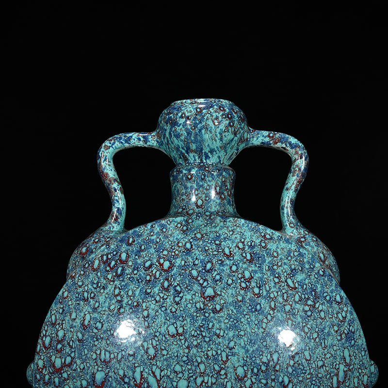 Qing Dynasty Qianlong furnace Jun-glazed moon vase