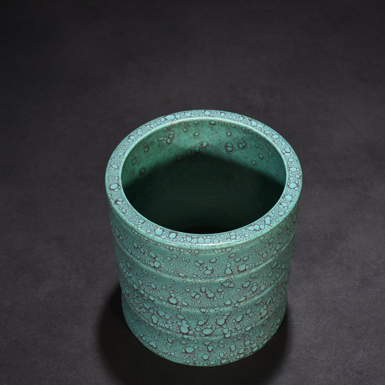 Qing Dynasty Qianlong furnace Jun glaze pen holder