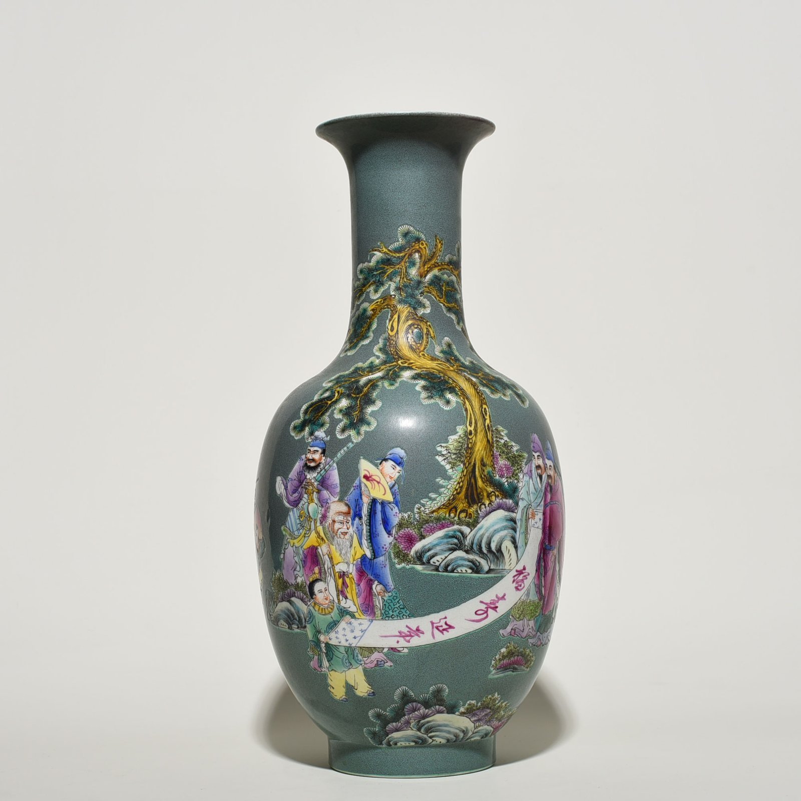 Qing Dynasty Qianlong furnace Jun glaze pastel figure vase