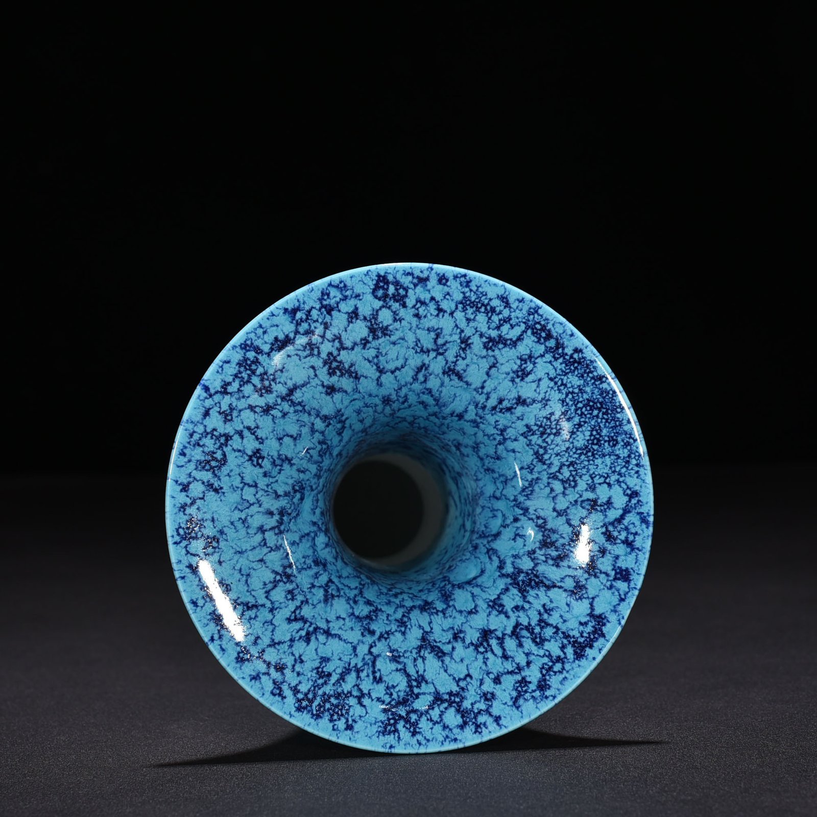 Qing Dynasty Qianlong furnace glazed flower goblet
