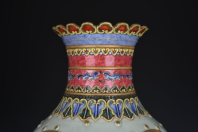 Qing Dynasty Qianlong enamel consecrated landscape verse vase