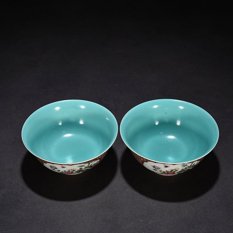 Qing Dynasty Qianlong enamel bowl with window and floral pattern