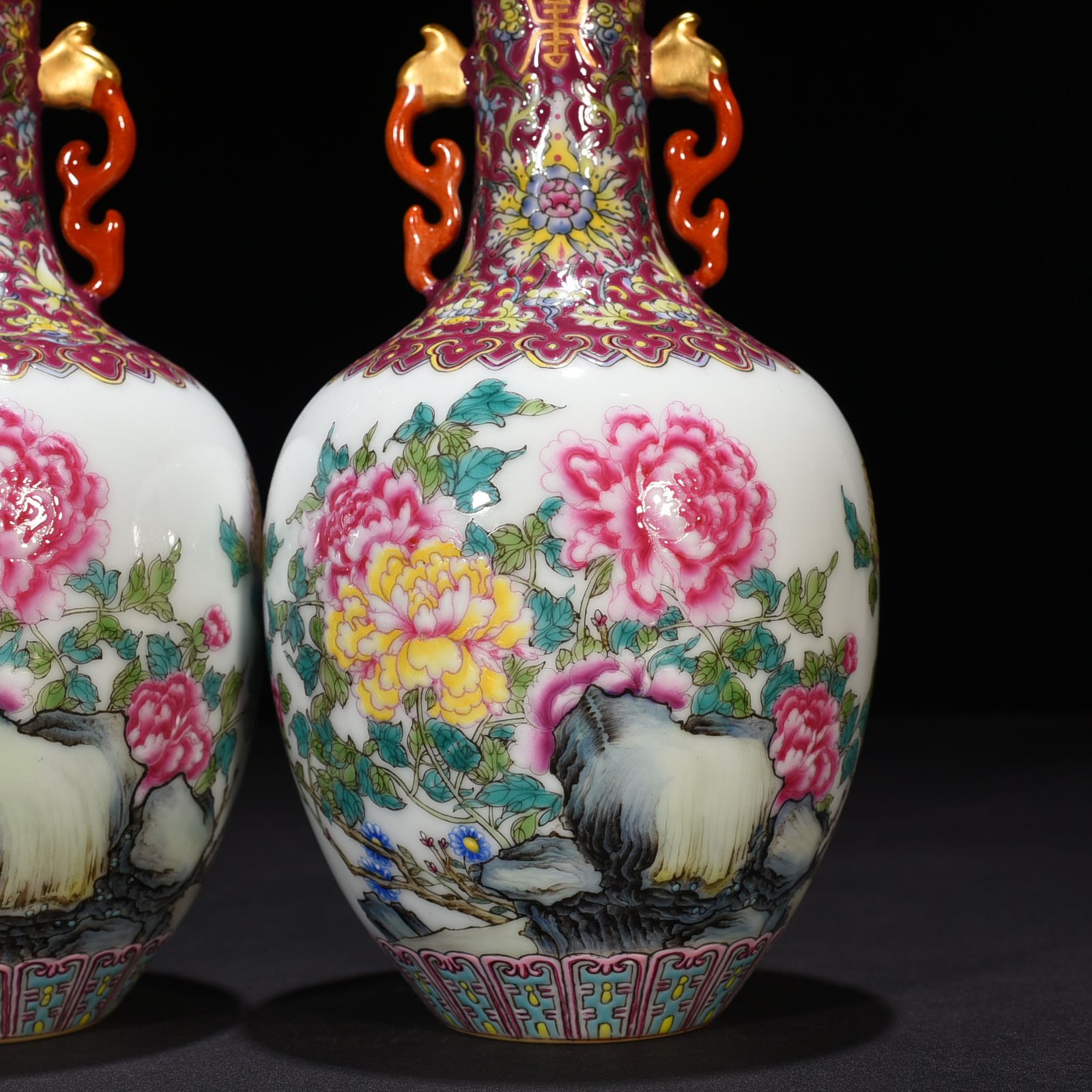 Qing Dynasty Qianlong enamel peony pattern amphora