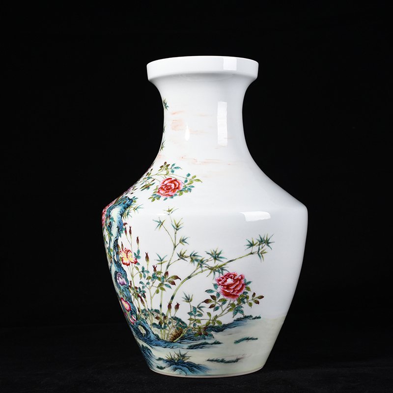 Qing Dynasty Qianlong enamel dish vase with peony flower and bird pattern
