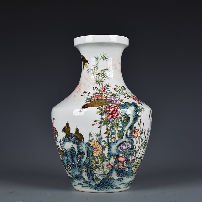 Qing Dynasty Qianlong enamel dish vase with peony flower