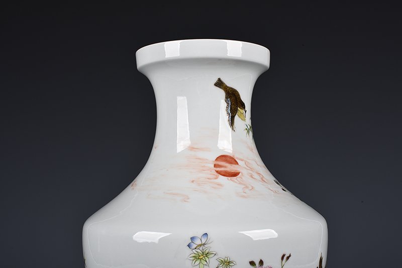 Qing Dynasty Qianlong enamel dish vase with peony flower