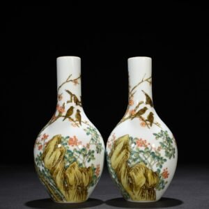 Qing Dynasty Qianlong enamel vase with flower and bird patterns