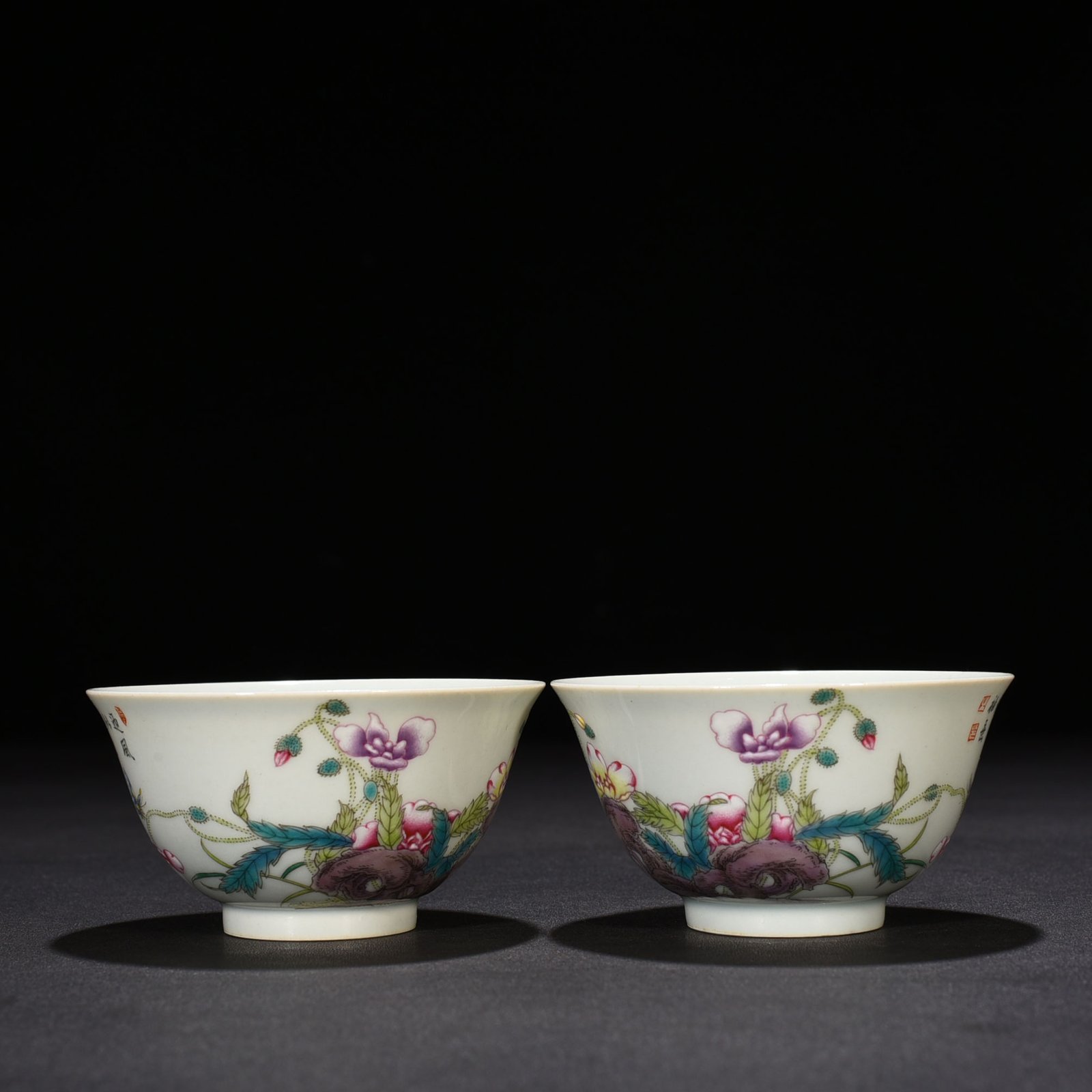 Qing Dynasty Qianlong enamel poppy flower pattern cup and small bowl